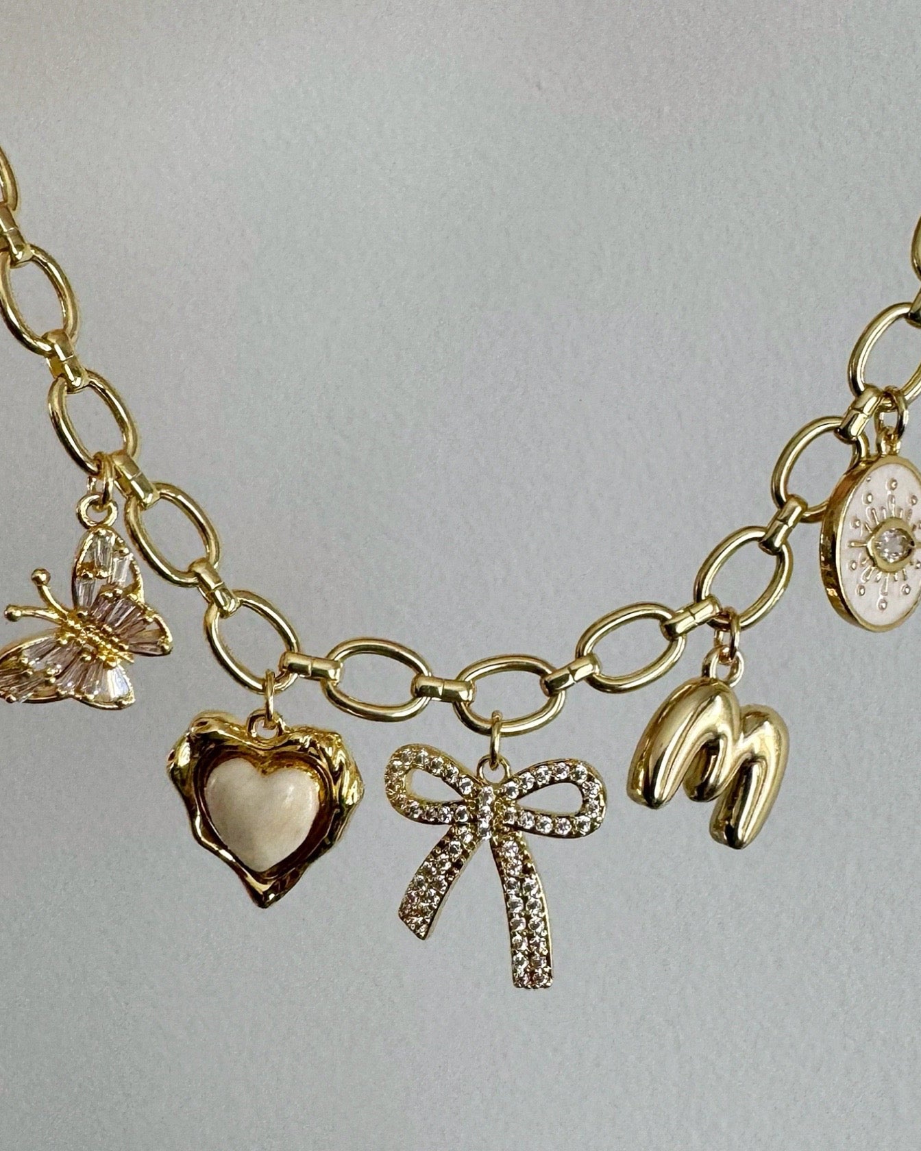 Bows Pendants (Gold)