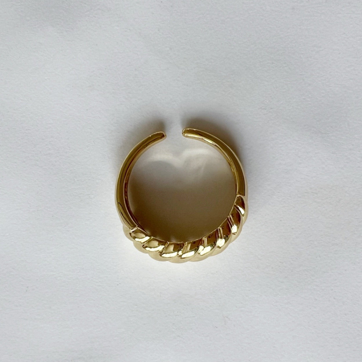 Medium Croissant Ring