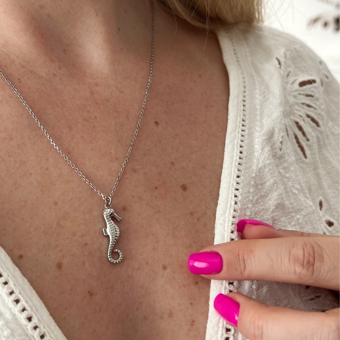 Seahorse Necklace - Silver