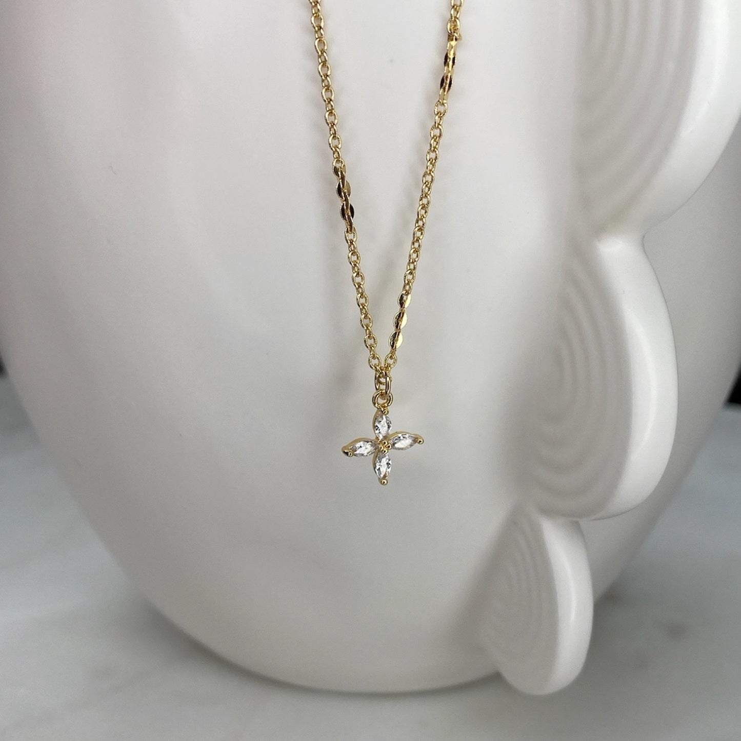 Collier Simple Fleur