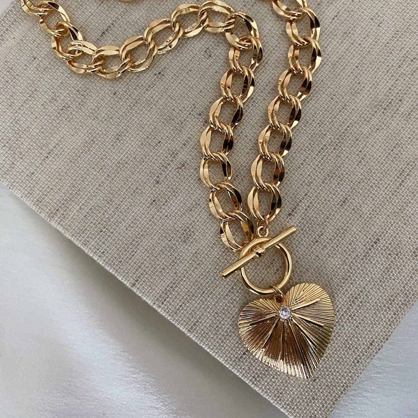 Je T'aime, Moi Non Plus Necklace