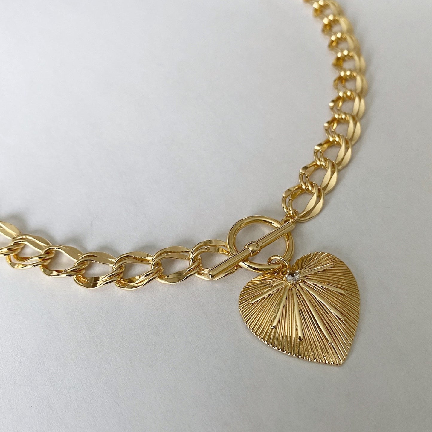 Je T'aime, Moi Non Plus Necklace