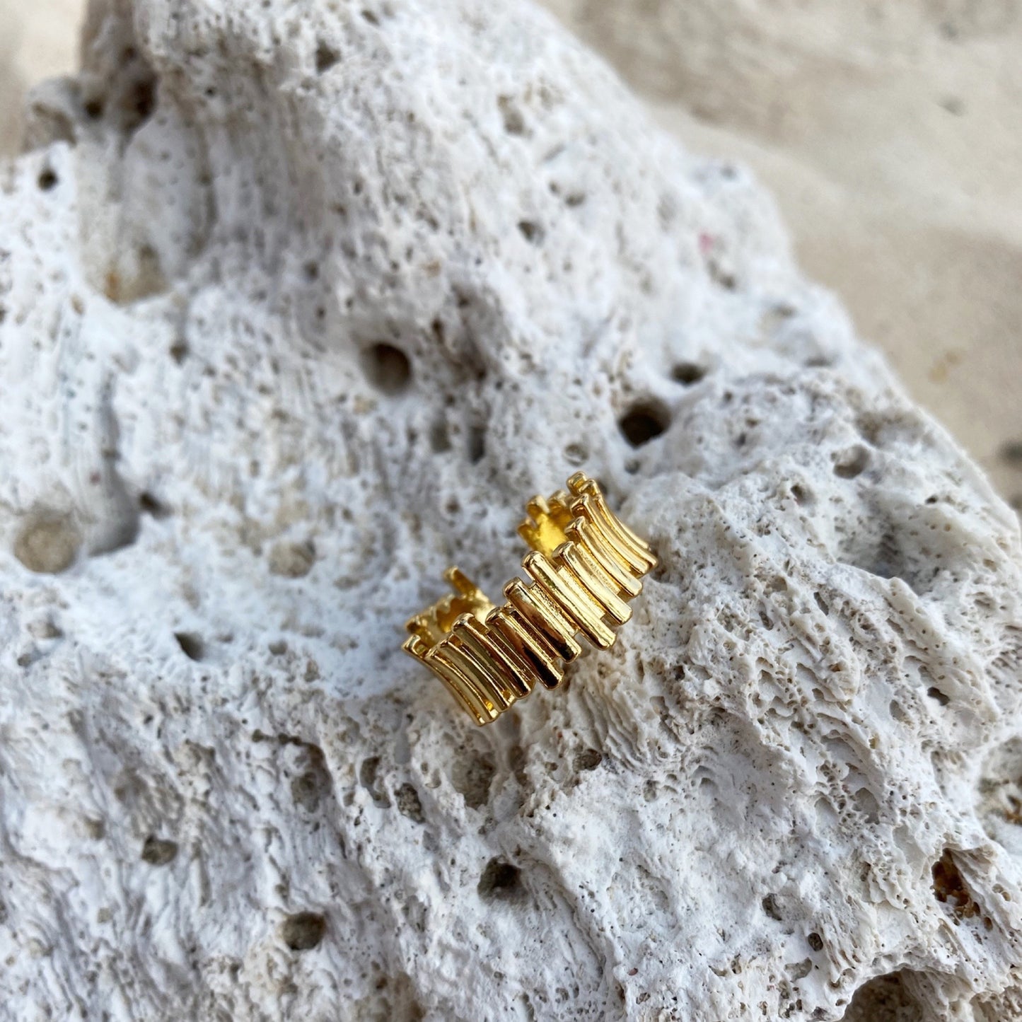 Nostalgic Ring
