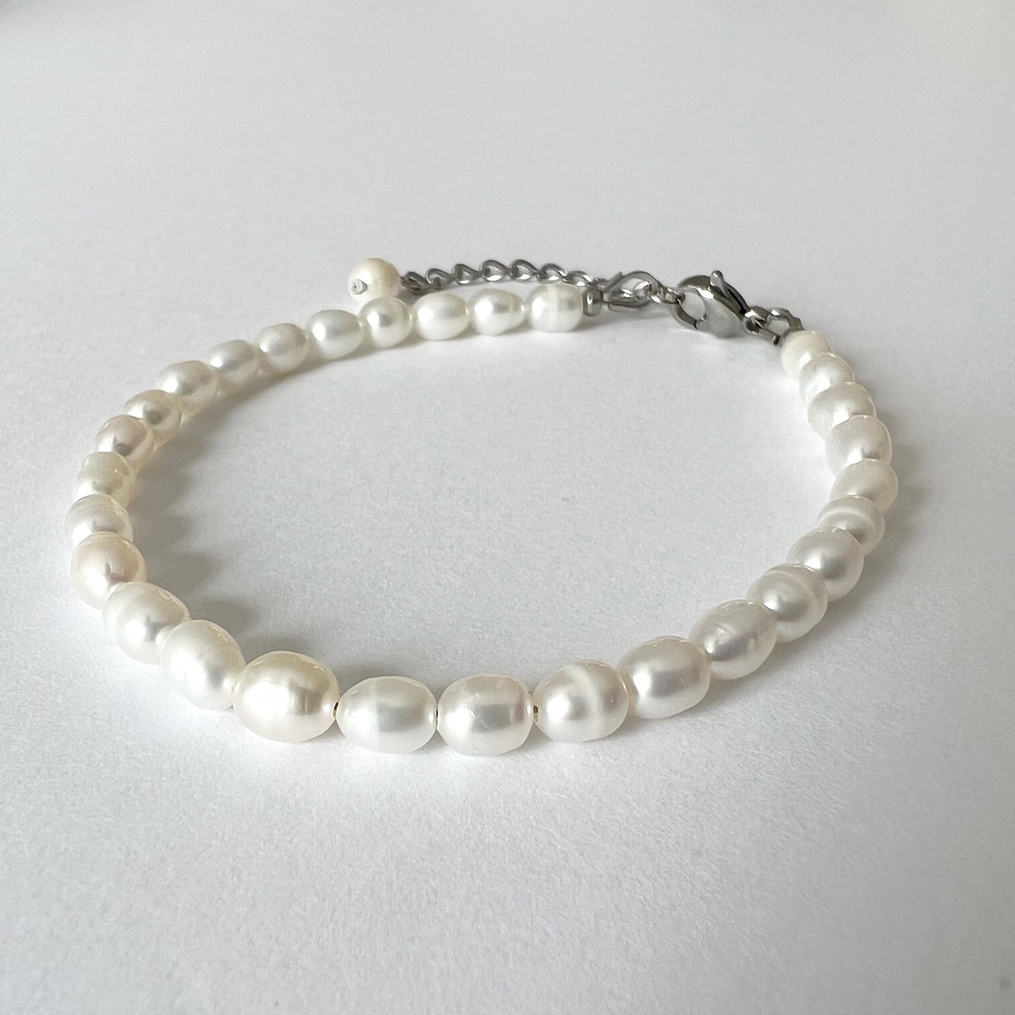 Simple Pearls Bracelet - Silver