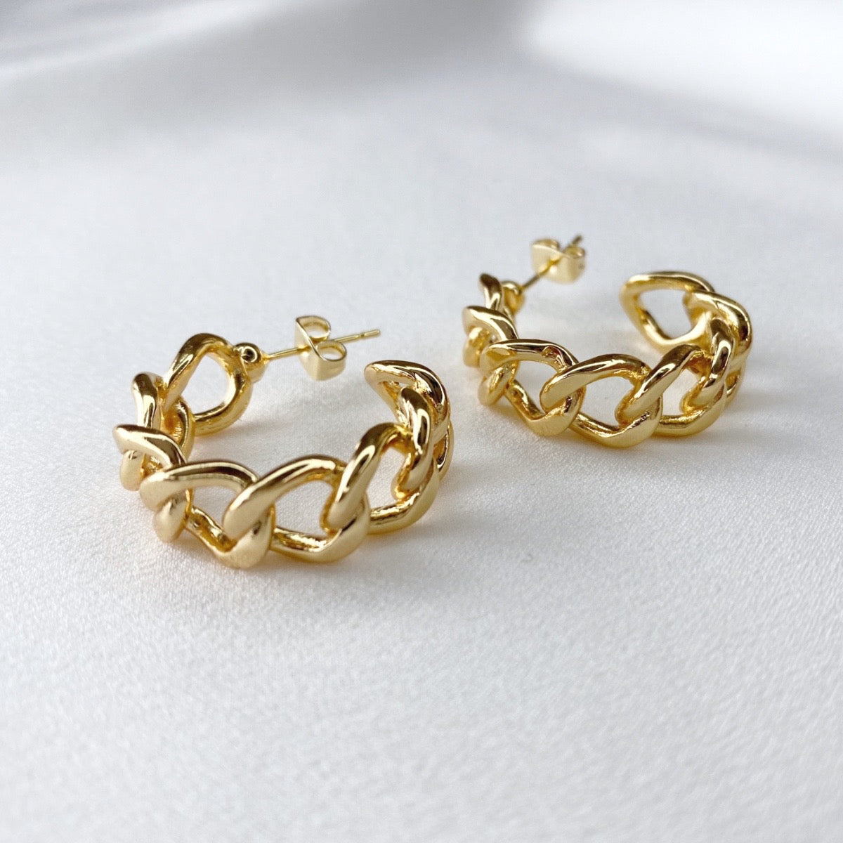 Chunky Chain Hoops