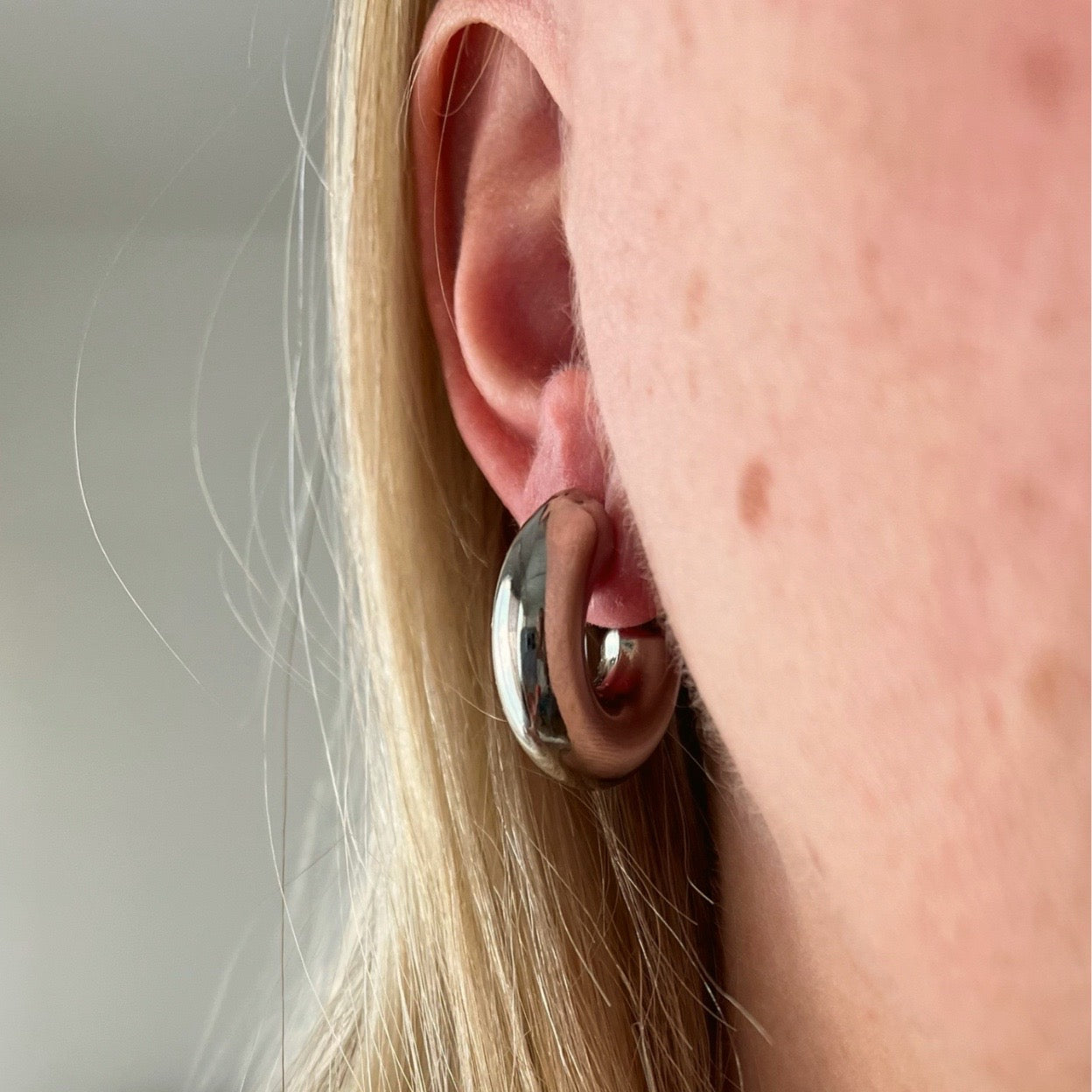 Chunky Tube Hoops - Silver