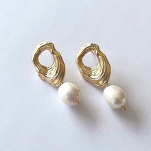 Charger l&#39;image dans la galerie, Boucles D&#39;oreilles Perle Perdue