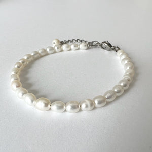 Simple Pearls Bracelet - Silver