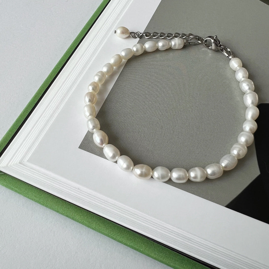 Simple Pearls Bracelet - Silver